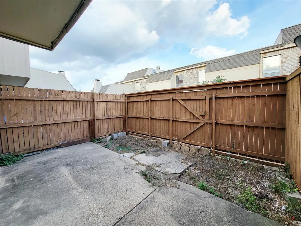 220 Village North Drive