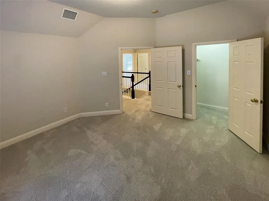 6709 Fountain Grove Drive