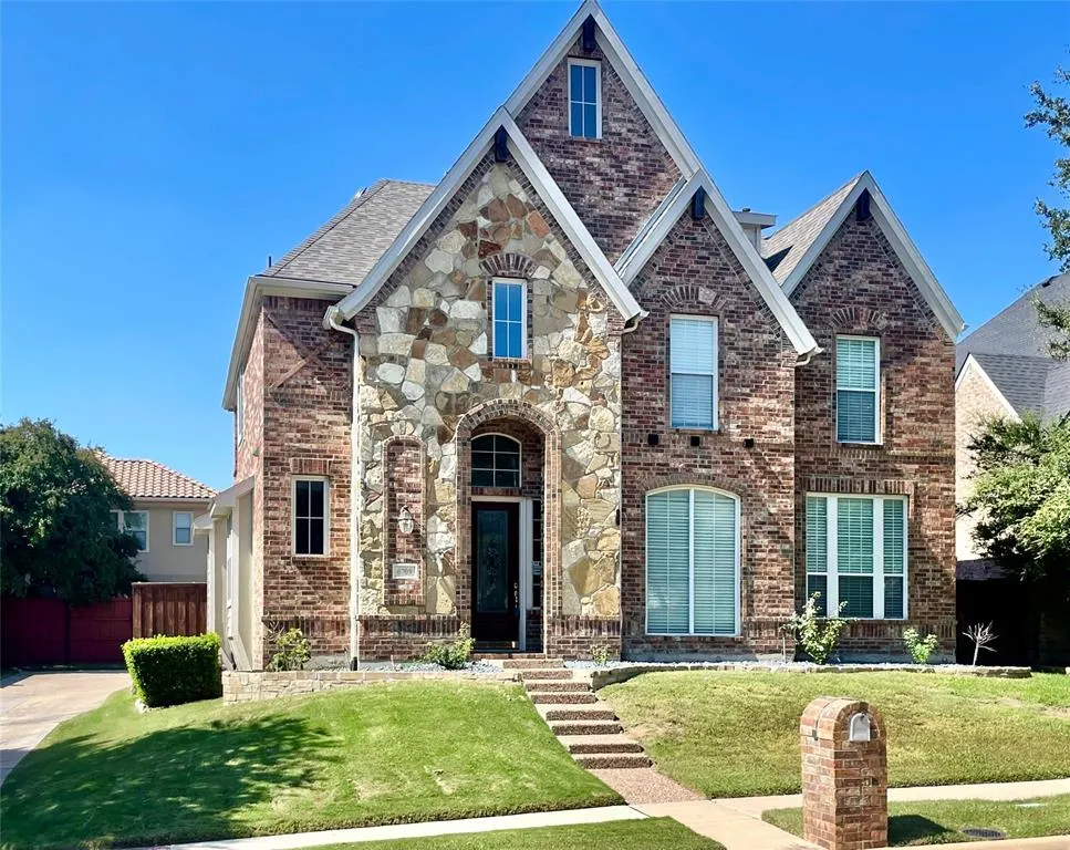 6709 Fountain Grove Drive