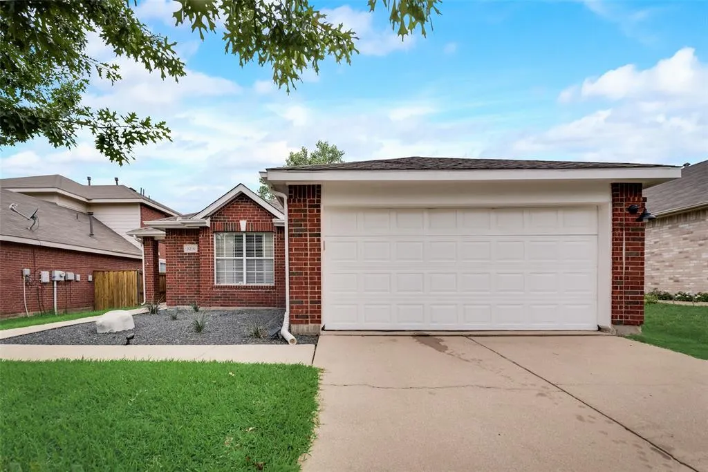 9216 Newport Lane