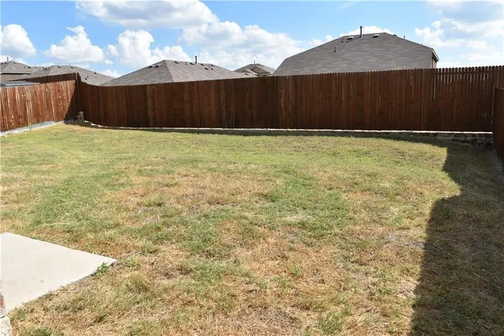 425 Andalusian Trail