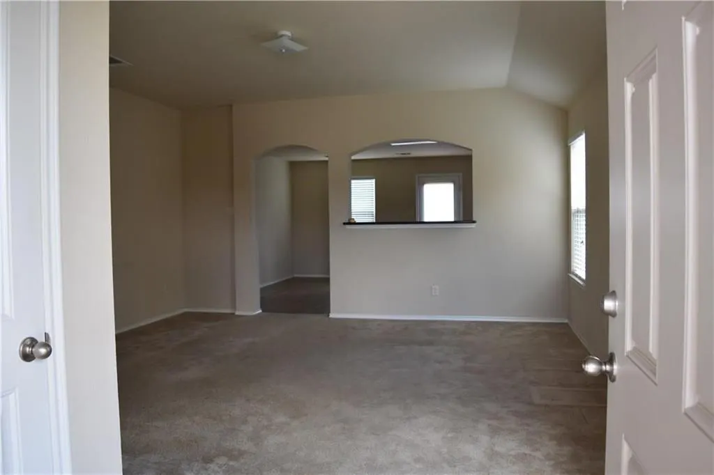 425 Andalusian Trail