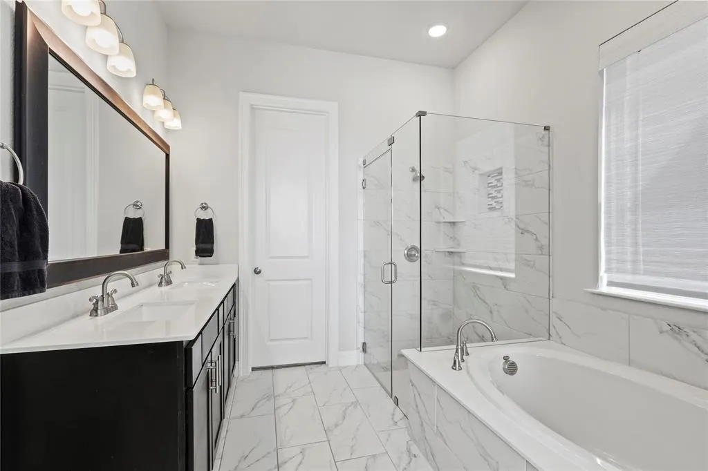 3418 River Trail