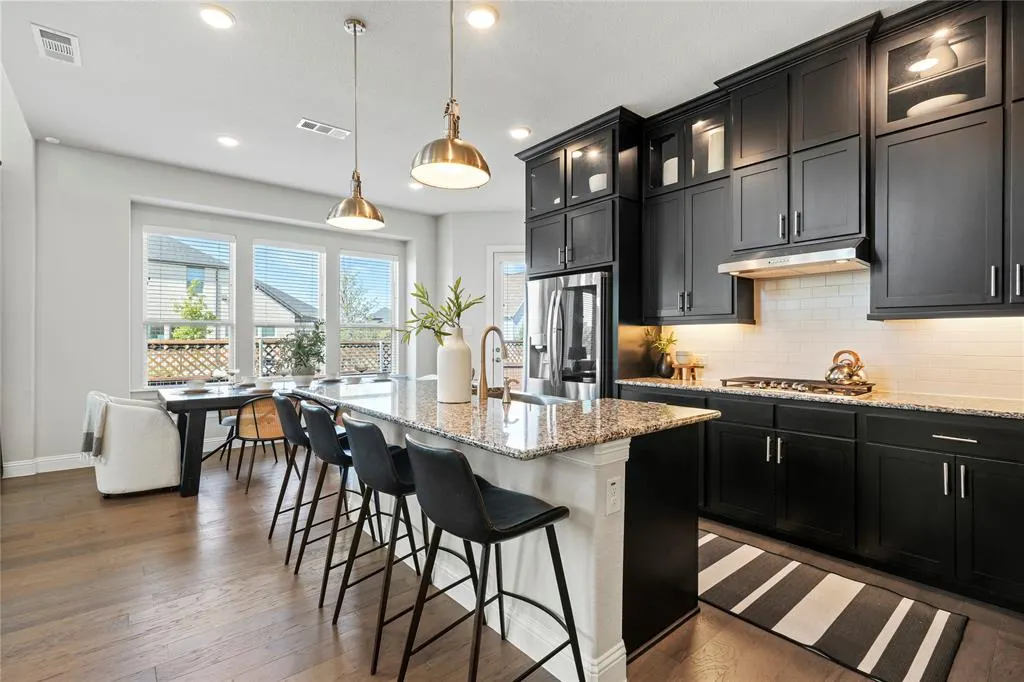 3418 River Trail