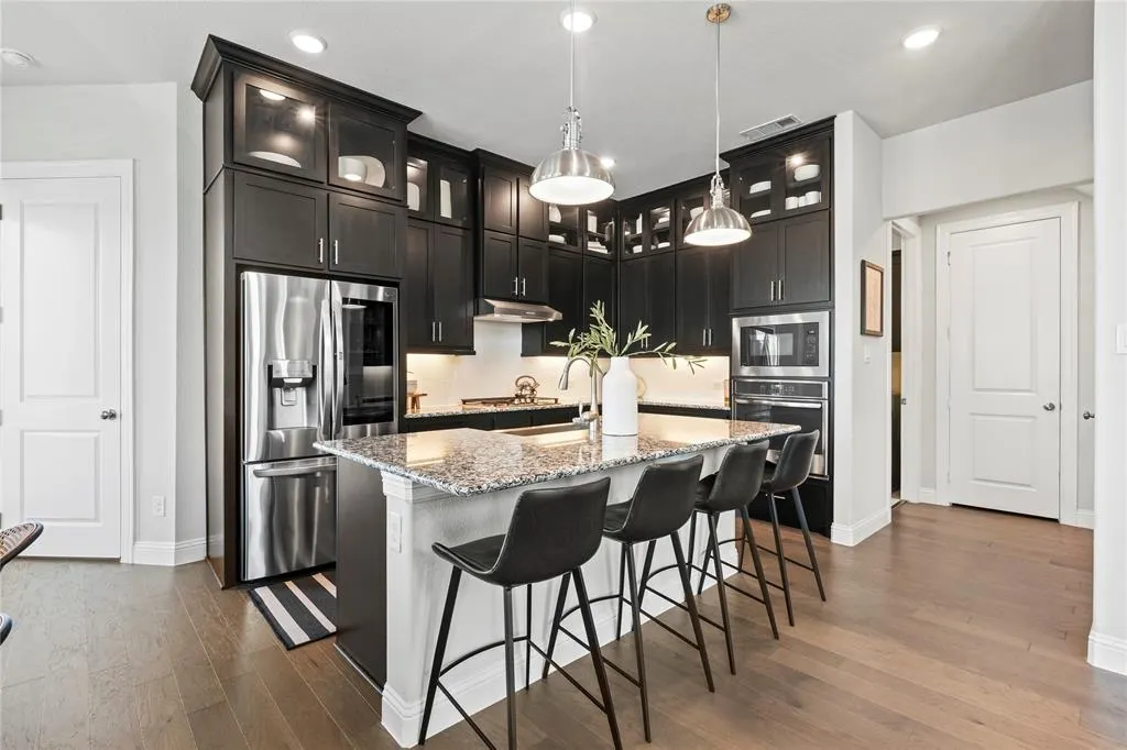 3418 River Trail
