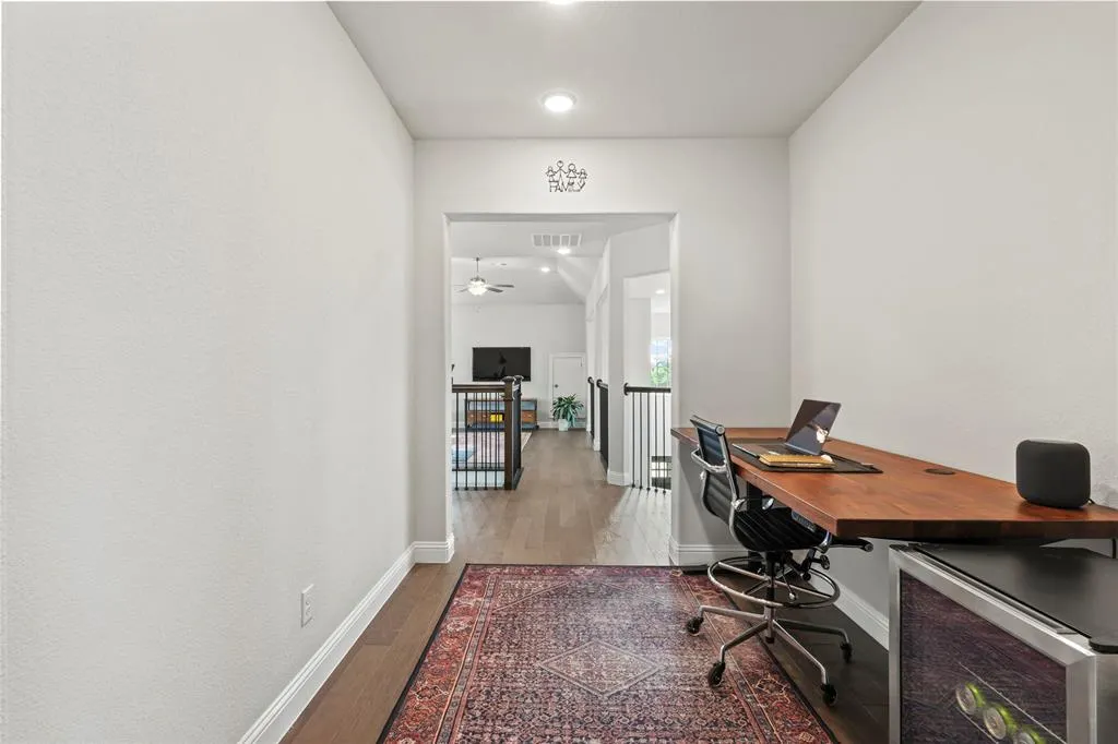 3418 River Trail