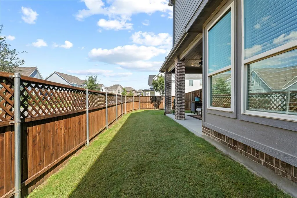 3418 River Trail
