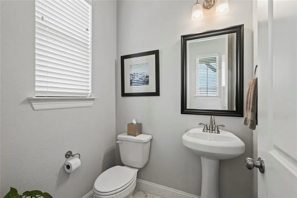 3418 River Trail