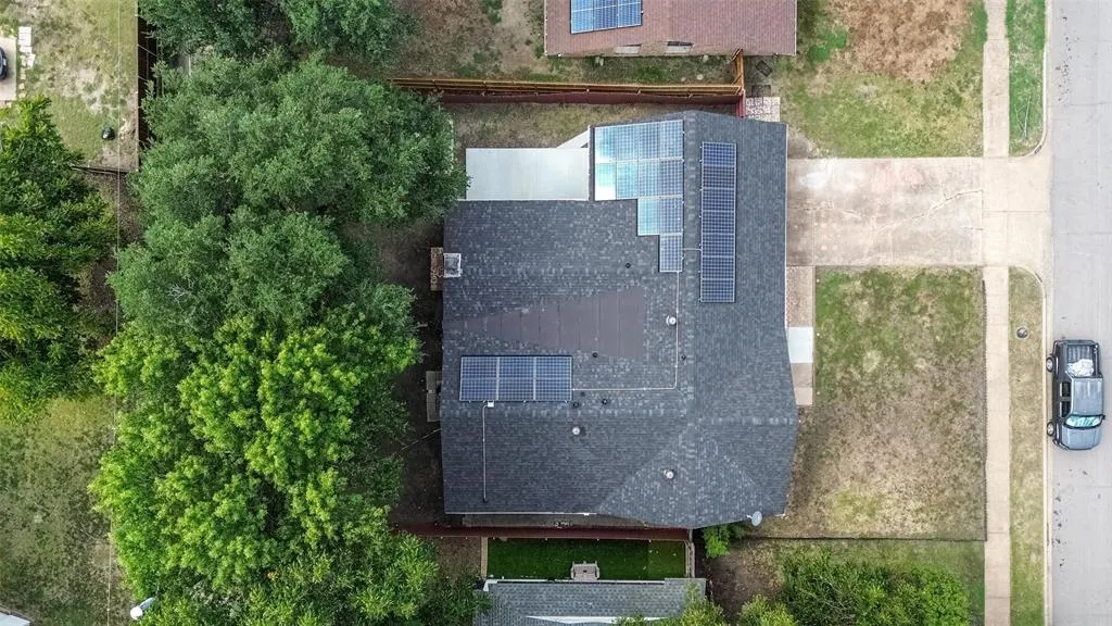 8120 Greenhollow Lane