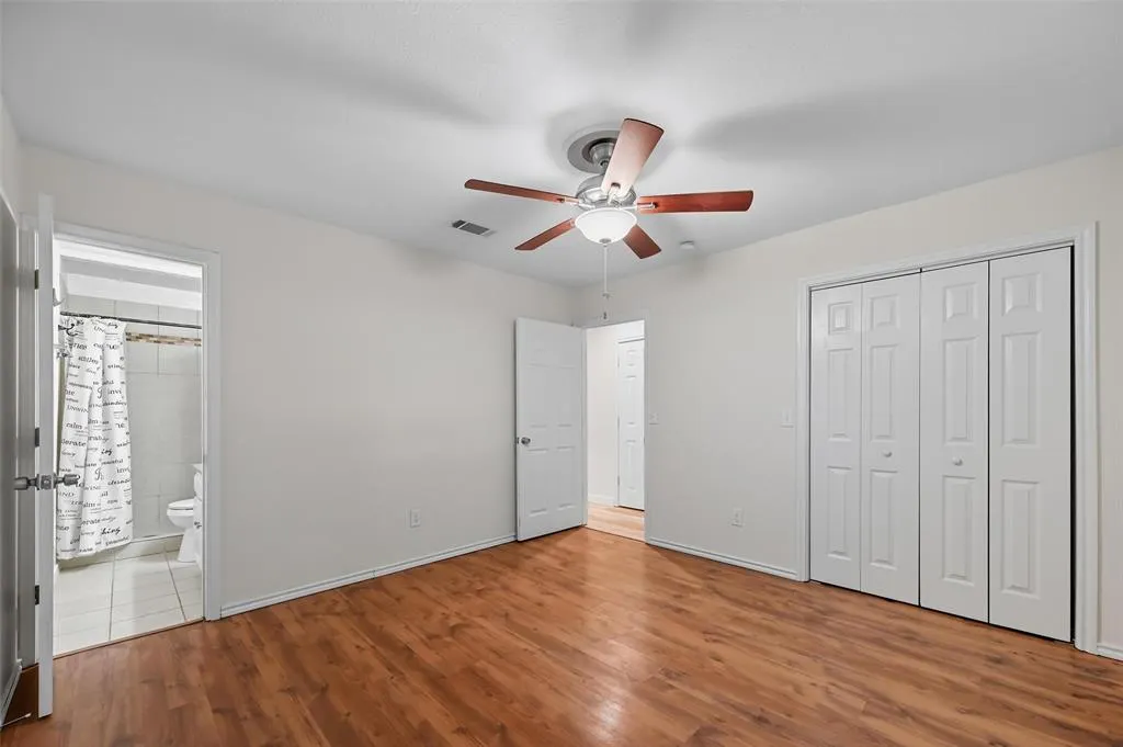 8120 Greenhollow Lane