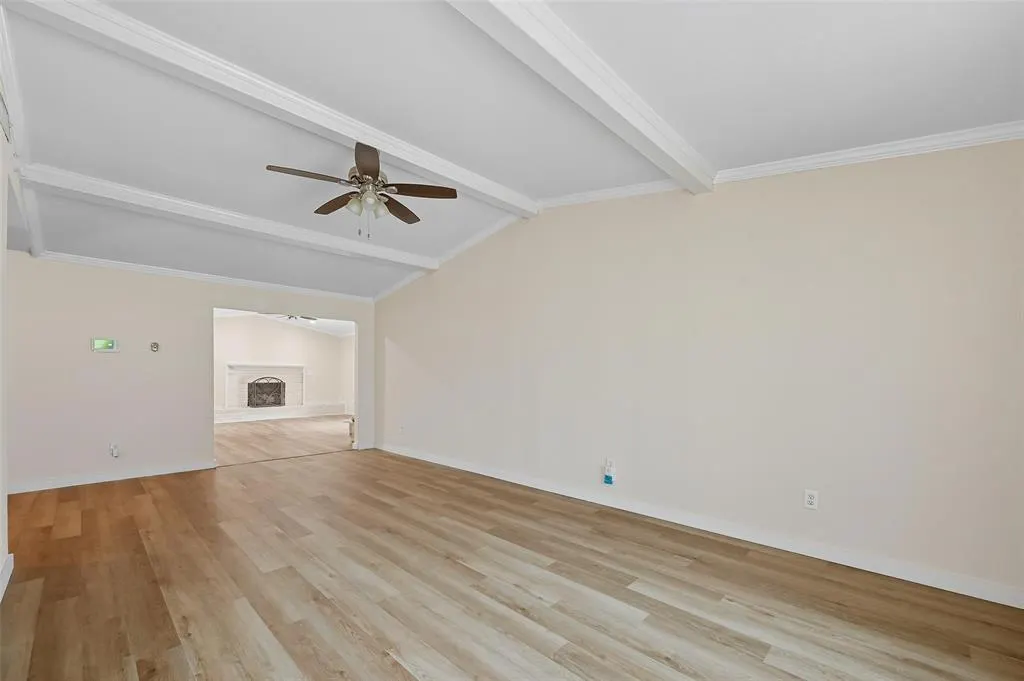 8120 Greenhollow Lane