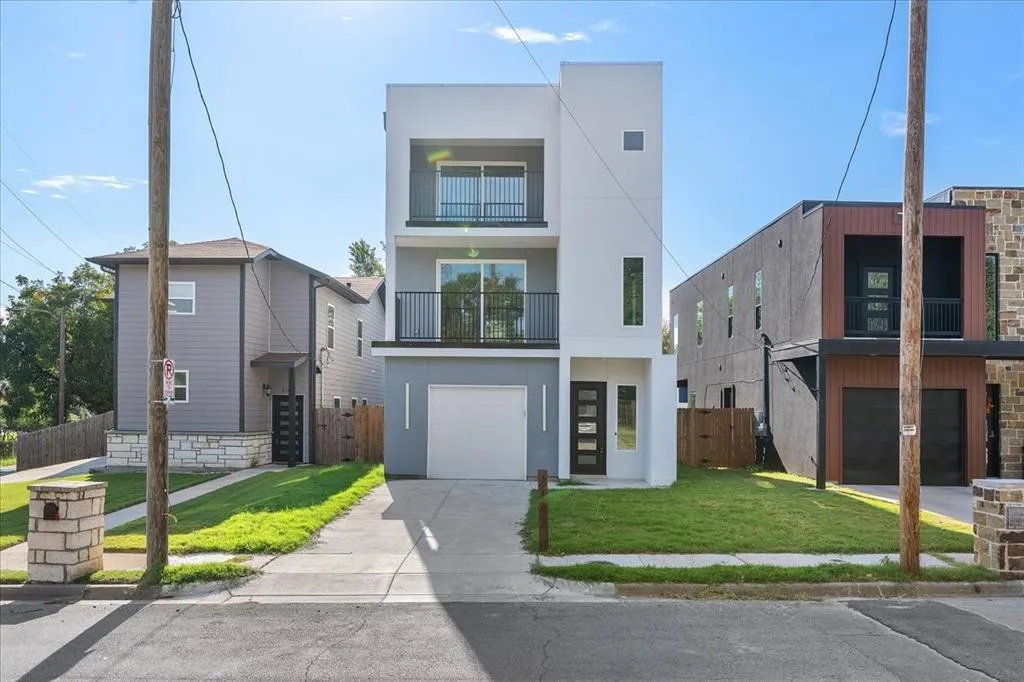 3142 Harmon Street