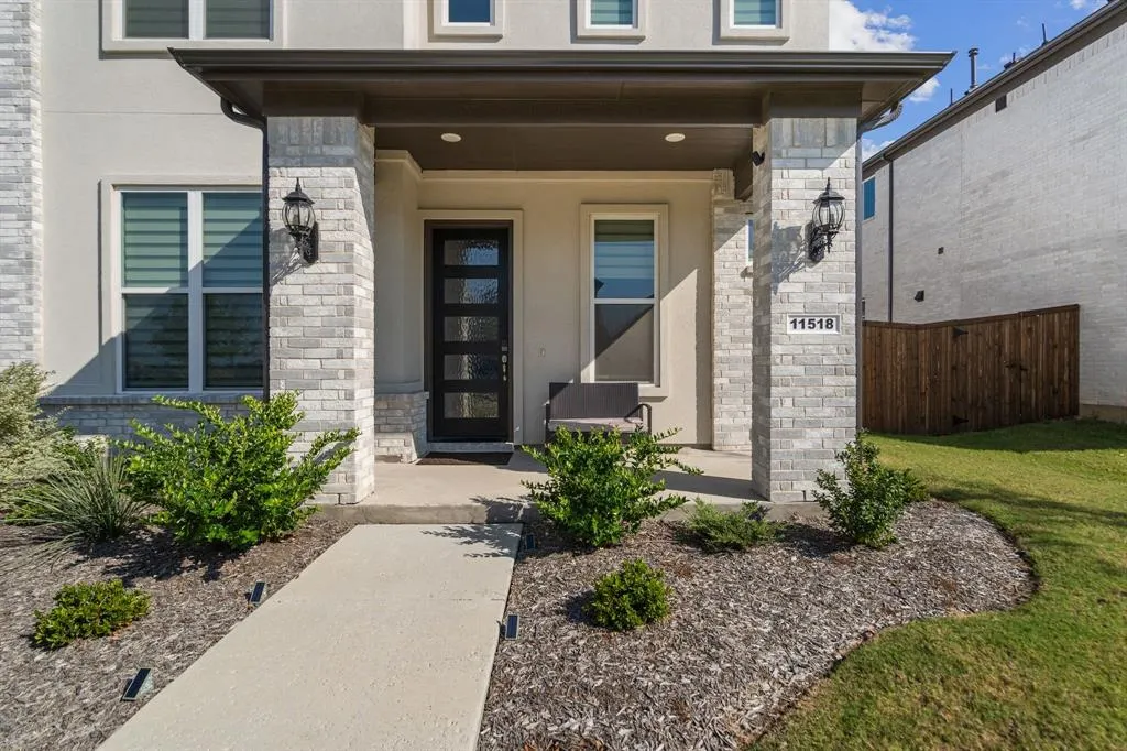 11518 Brompton Drive