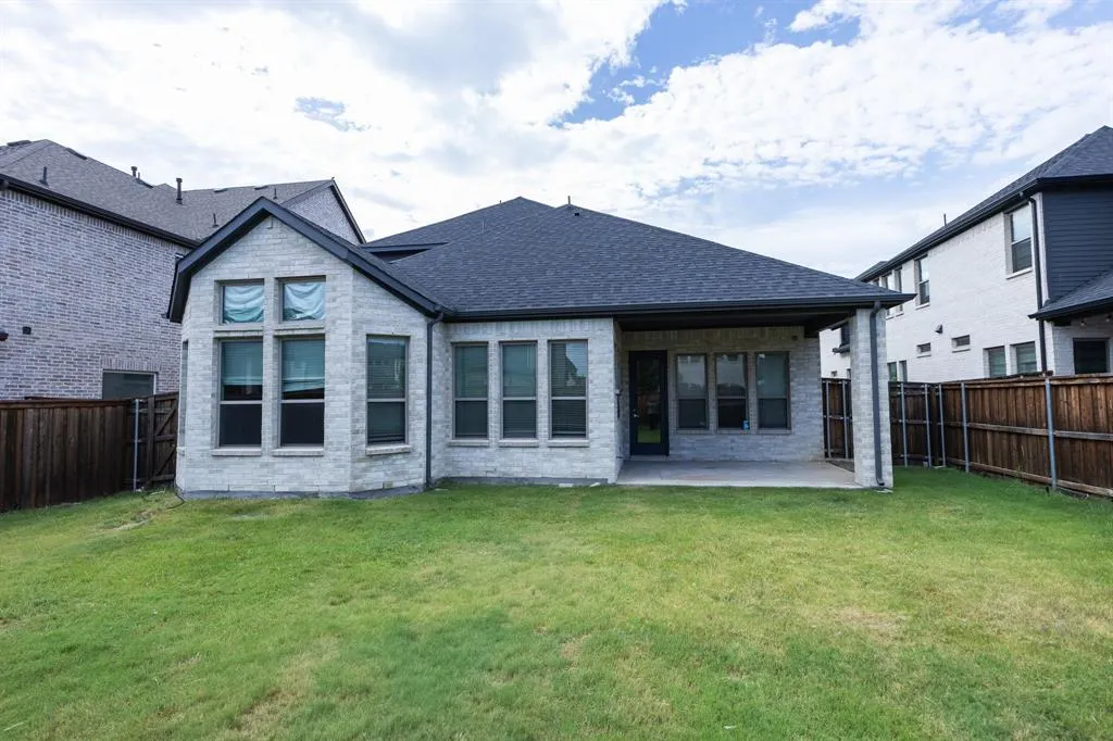 3609 Hollow Pine Drive