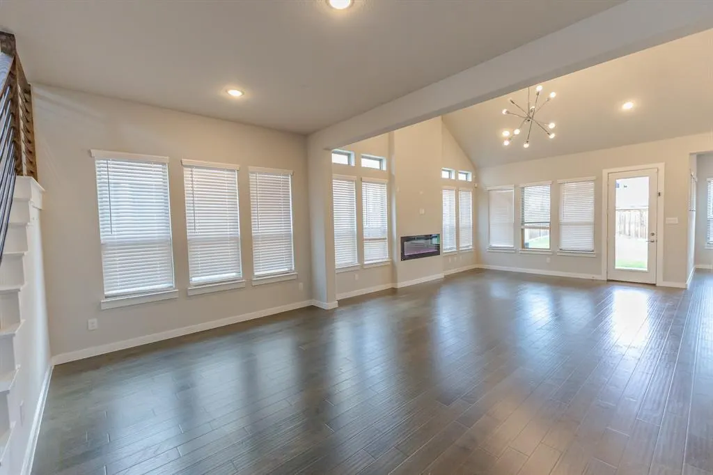 3609 Hollow Pine Drive