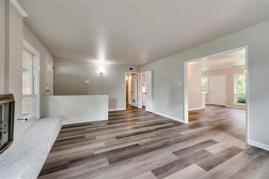 919 Meadow View Drive