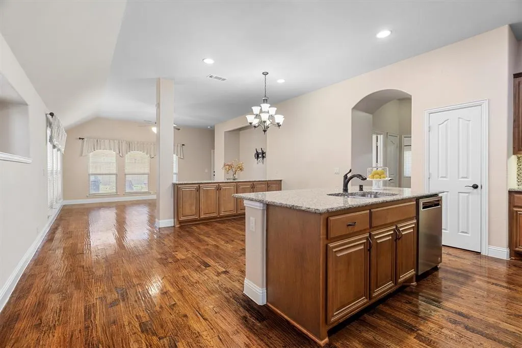 801 Marietta Lane