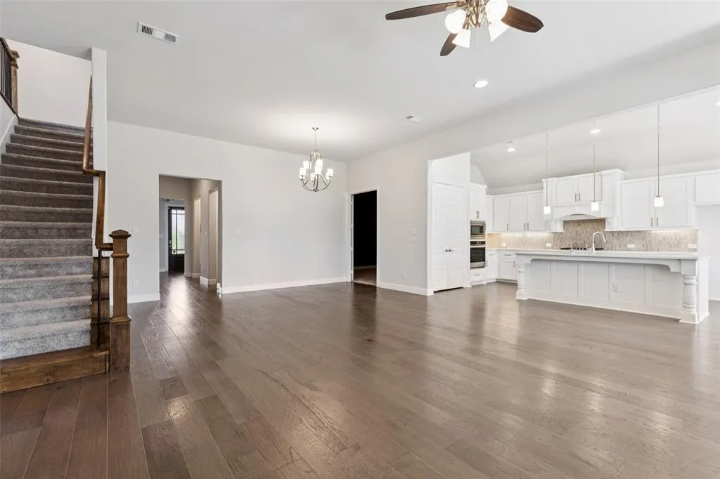 1840 Shavano Way