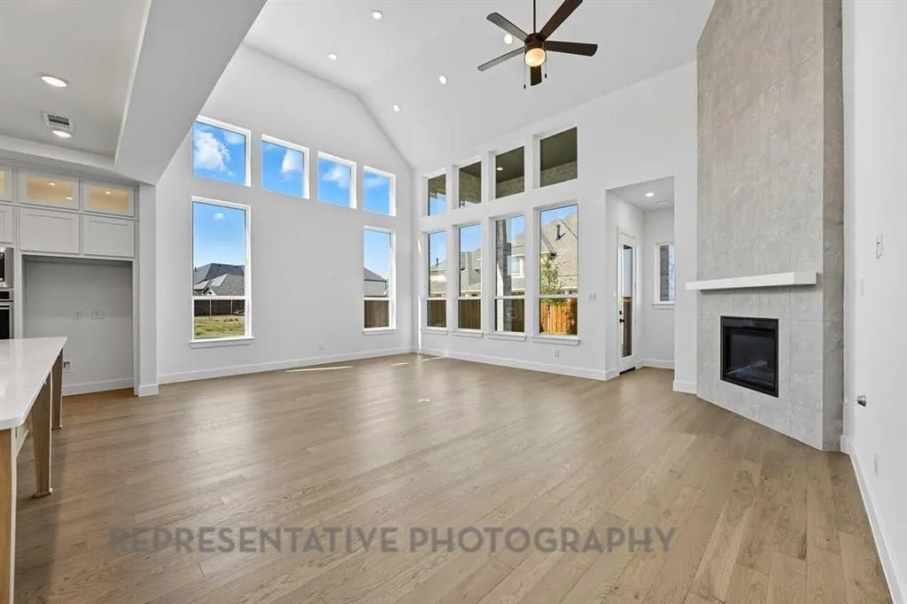 4401 Daisy Lane
