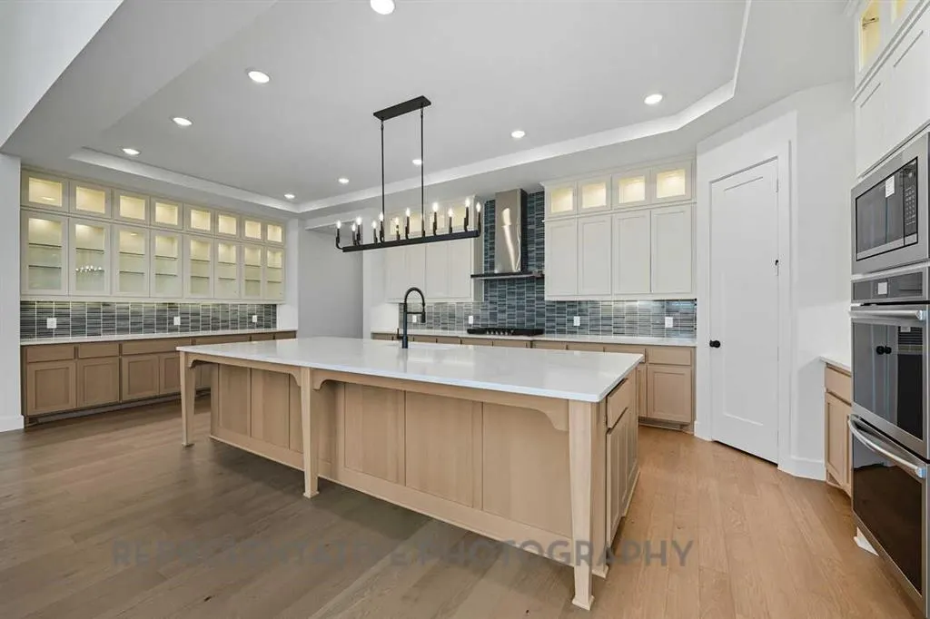 4401 Daisy Lane