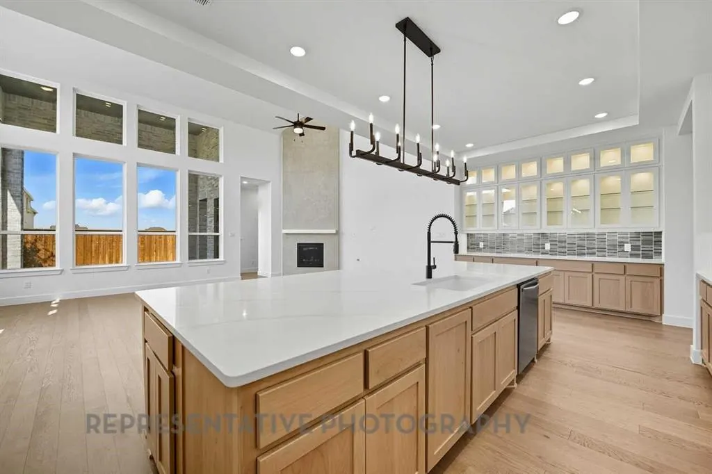 4401 Daisy Lane