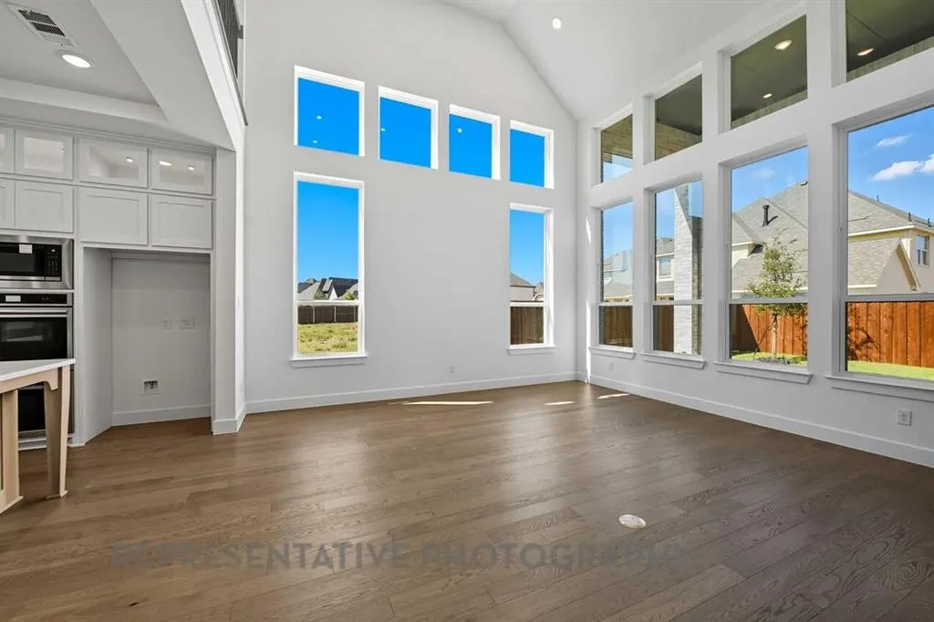 4401 Daisy Lane