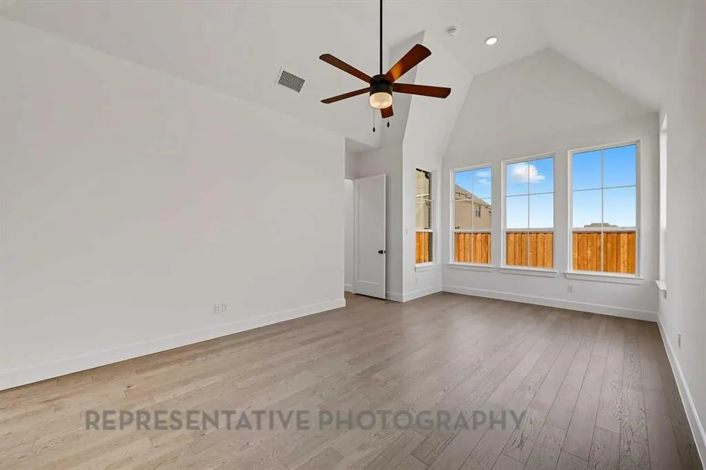 4401 Daisy Lane