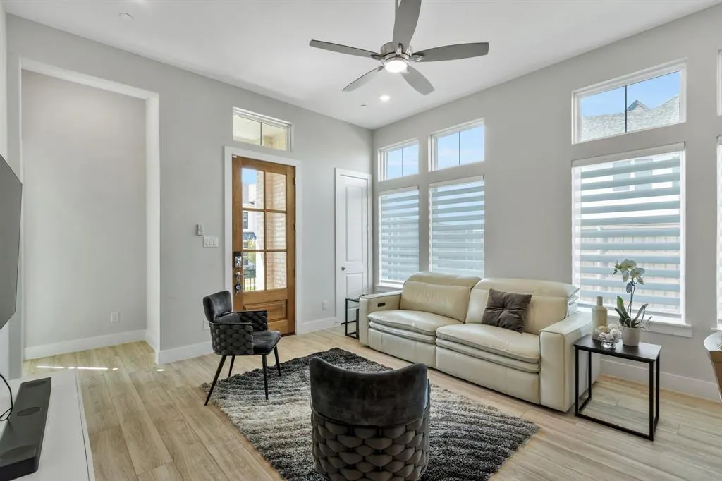 12016 Dahlia Bay Drive