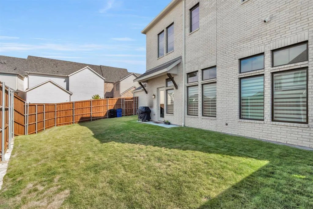 12016 Dahlia Bay Drive