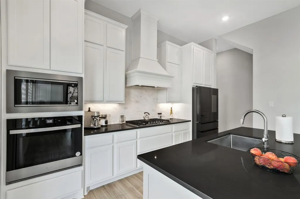 12016 Dahlia Bay Drive