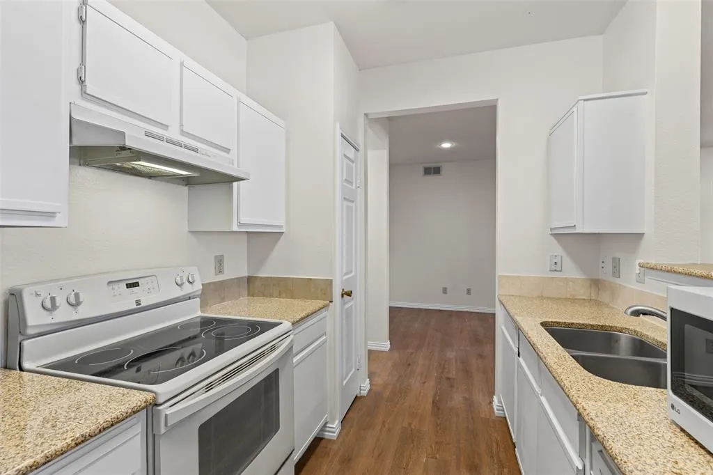 2524 Preston Road, #1608