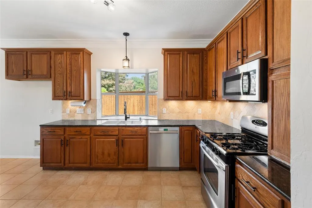3202 Tansy Court