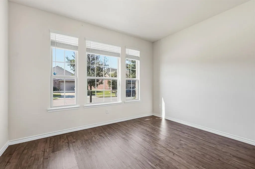 1024 Bluebird Way