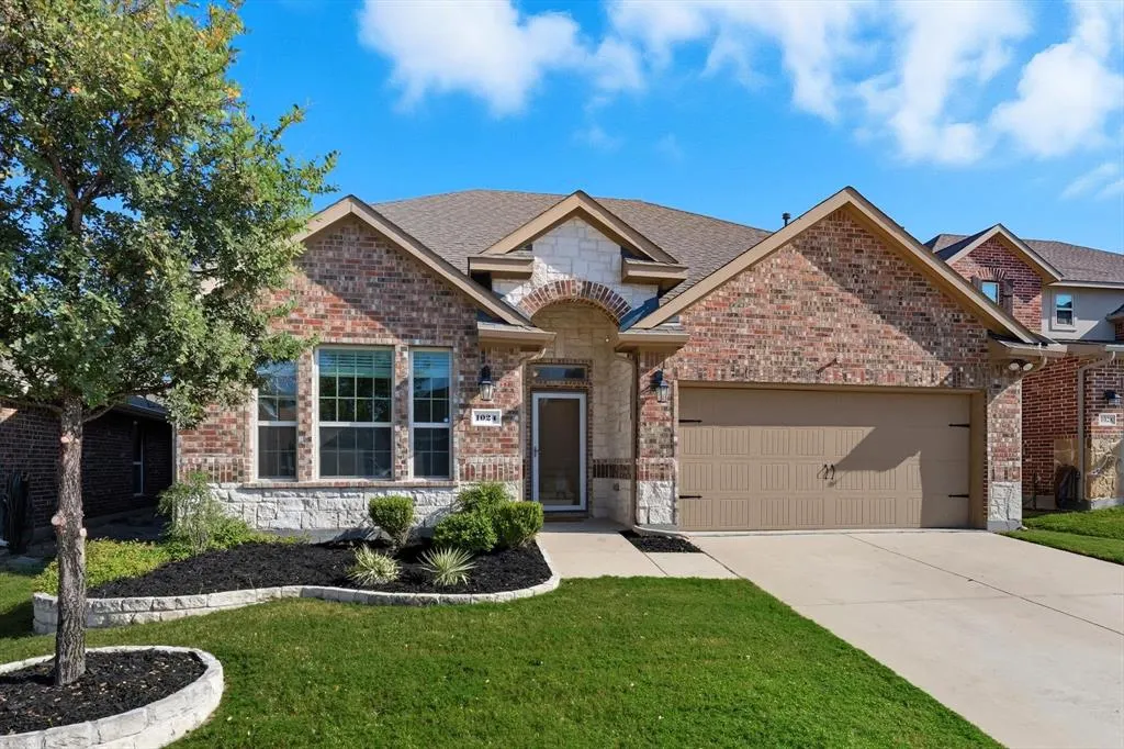 1024 Bluebird Way