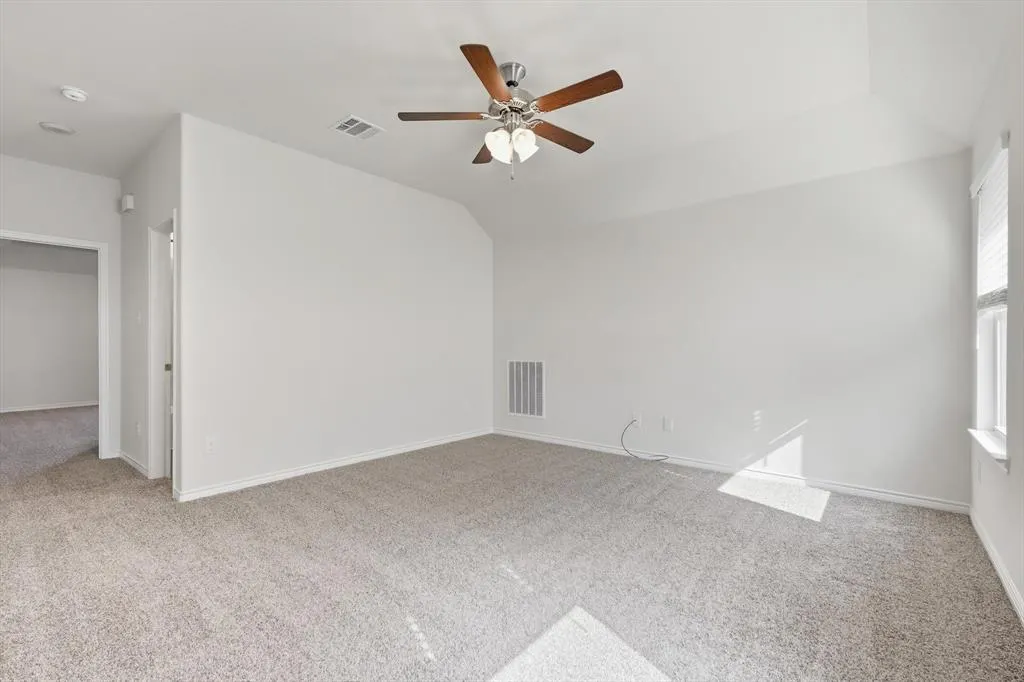1024 Bluebird Way