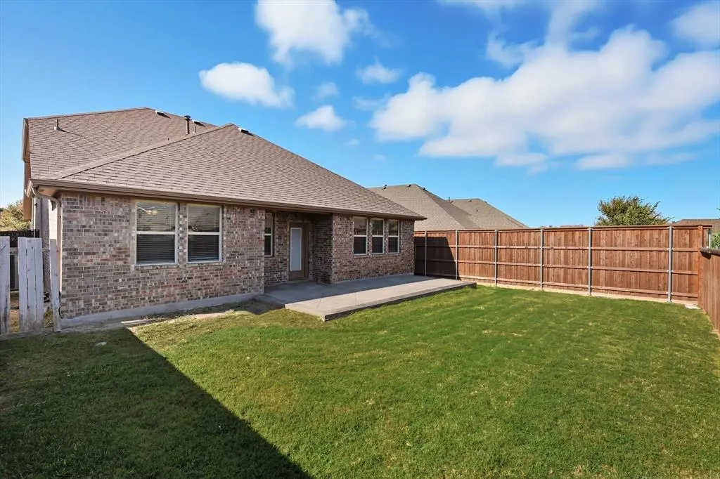 1024 Bluebird Way