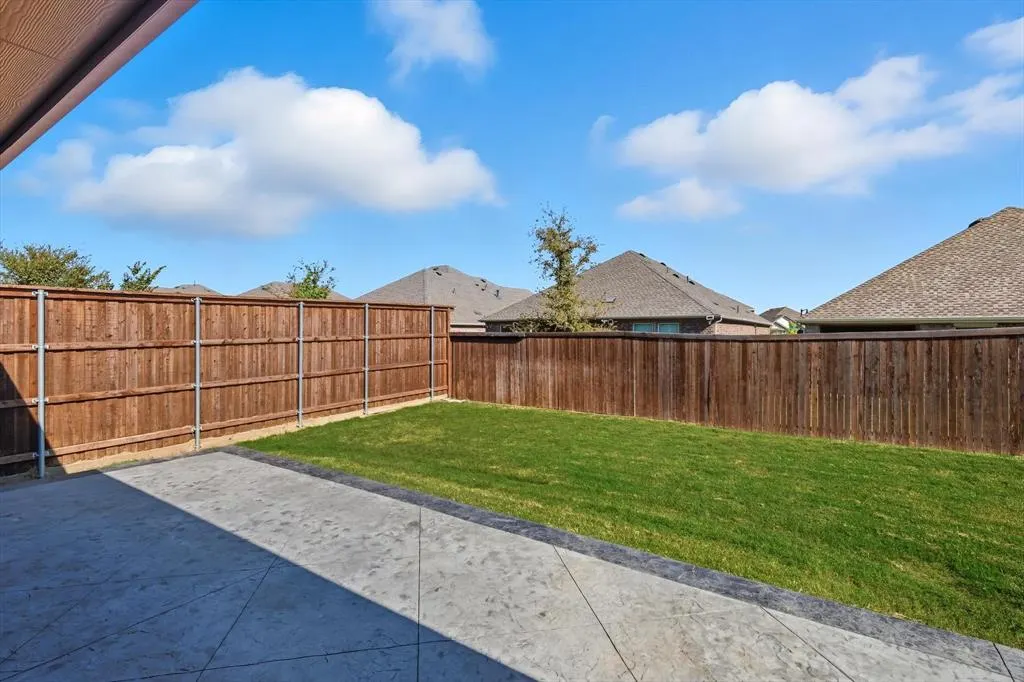 1024 Bluebird Way