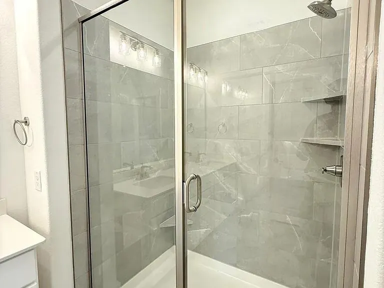 2556 Campden Mews