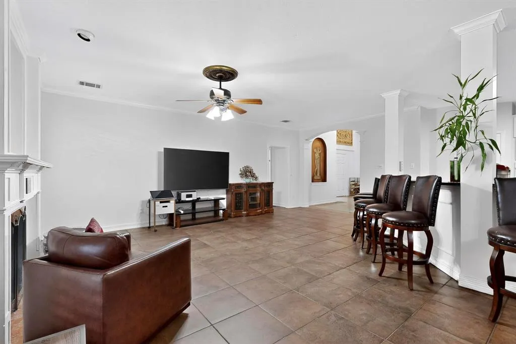 1113 Lake Ridge Drive