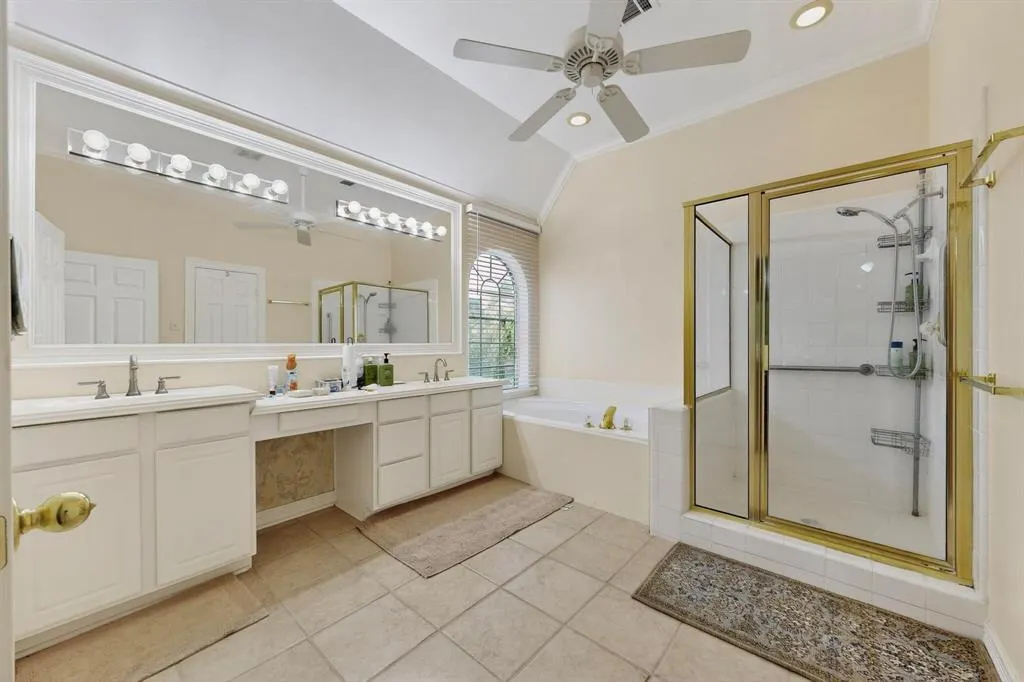 1113 Lake Ridge Drive