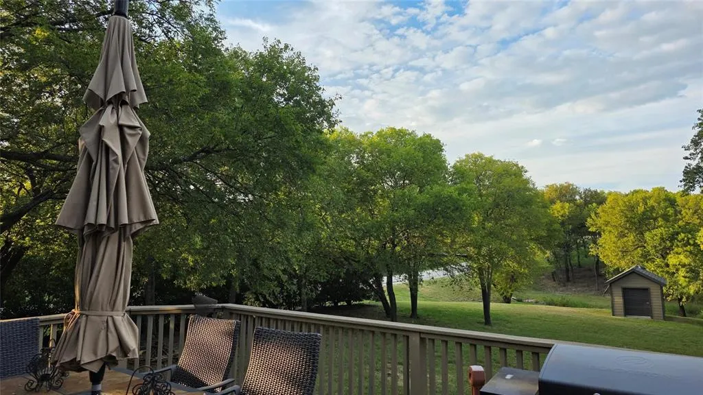 3803 Fishermans Cove