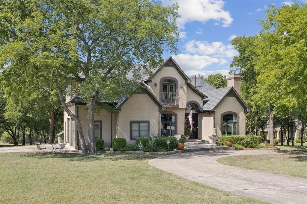 3803 Fishermans Cove