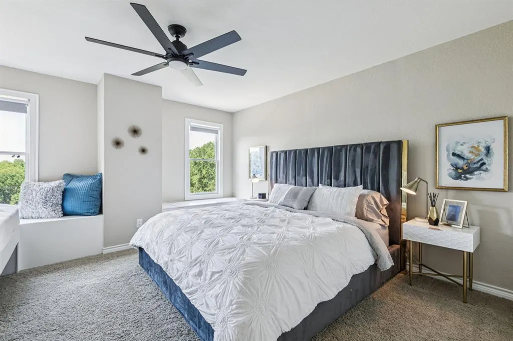 3803 Fishermans Cove