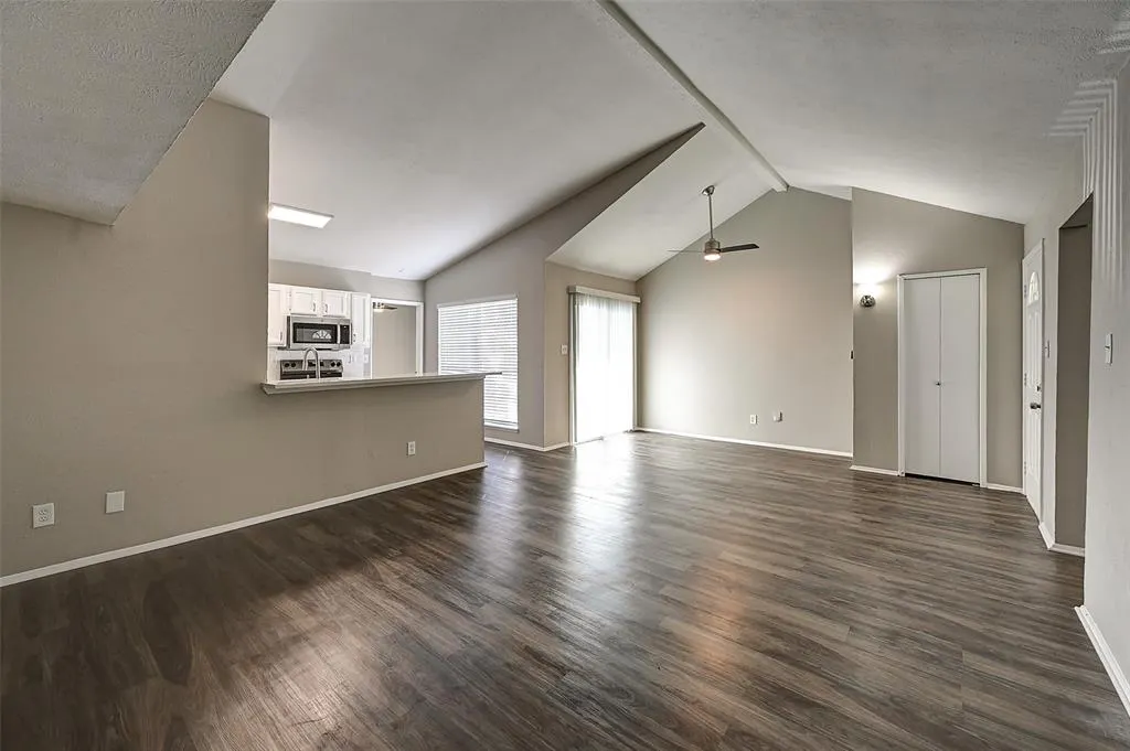 9556 Gonzales Drive