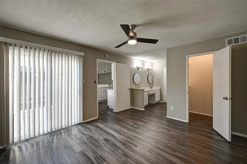 9556 Gonzales Drive