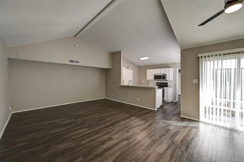 9556 Gonzales Drive