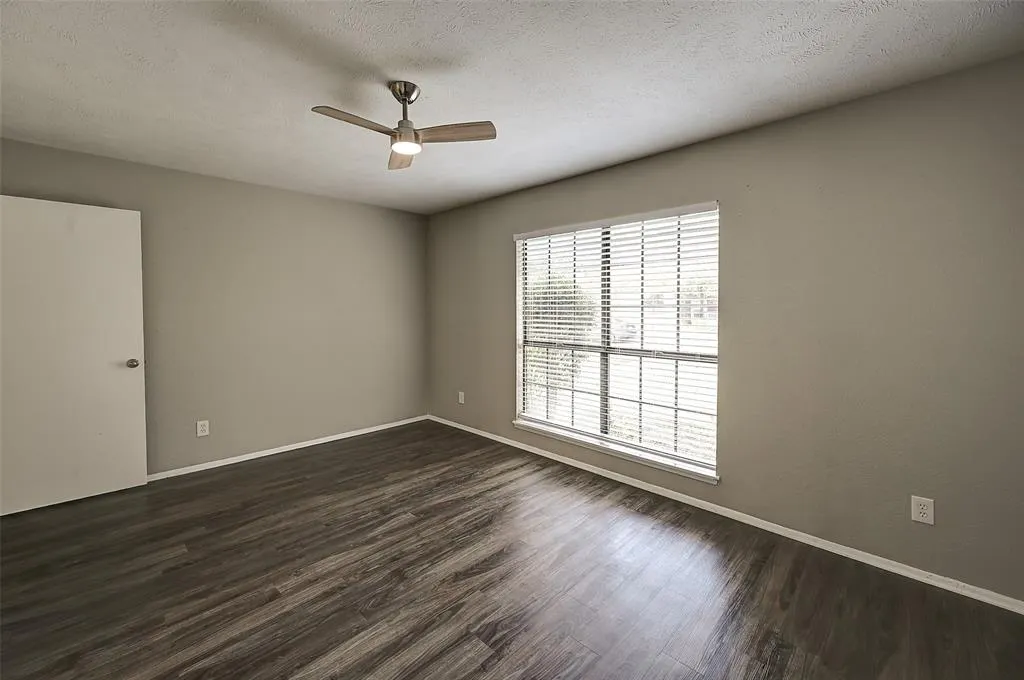 9556 Gonzales Drive