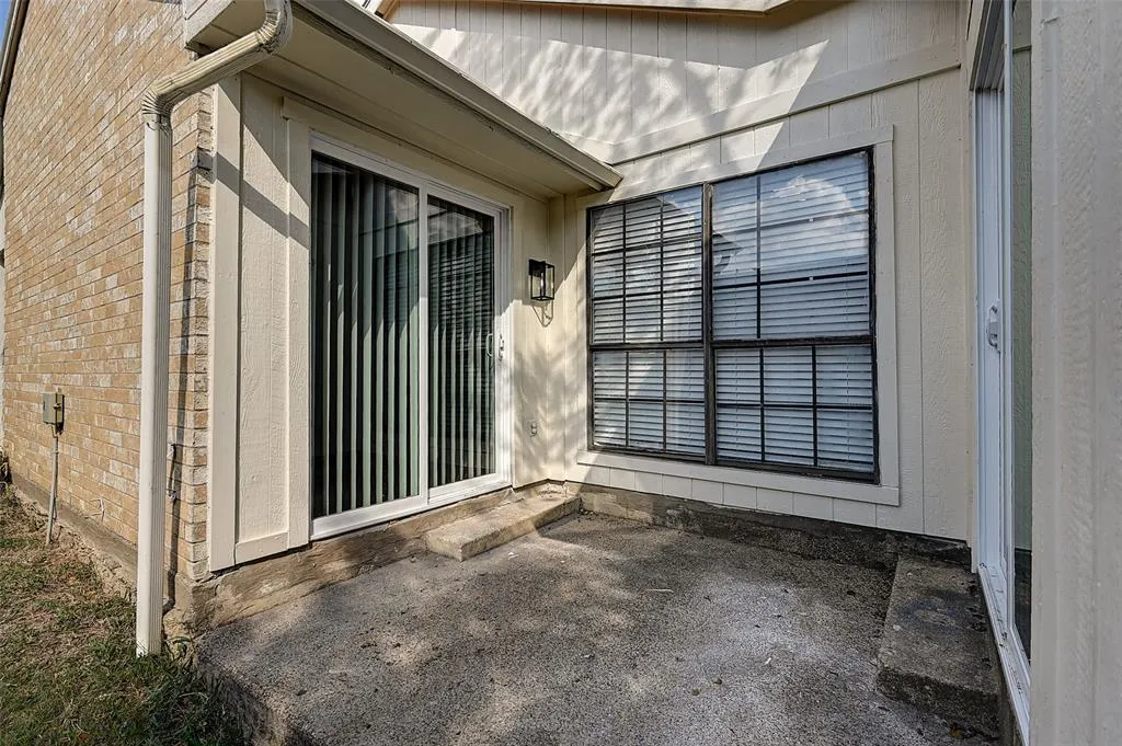 9556 Gonzales Drive