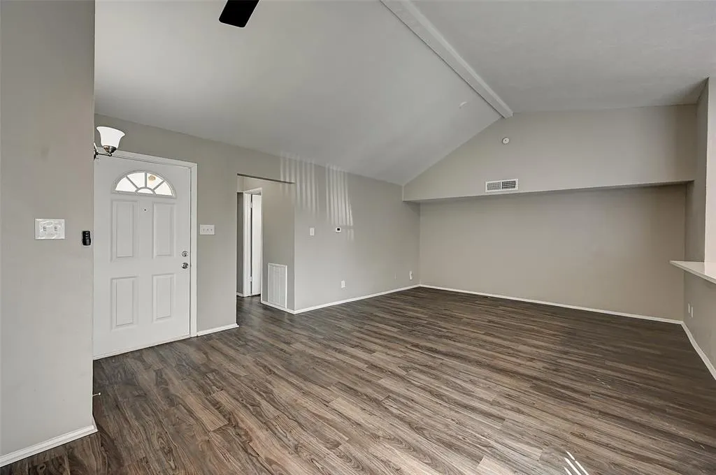 9556 Gonzales Drive