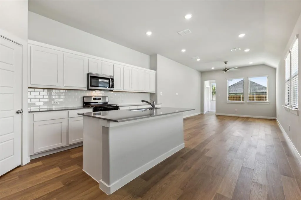 1009 Knox River Drive